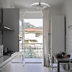 casa-vacanze-luli.hotelitalianriviera.com/